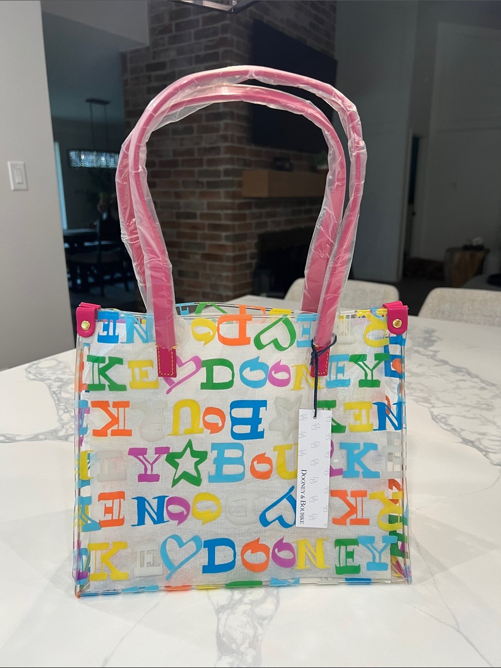 💕DOONEY & BOURKE Medium Clear TOatE BAG..